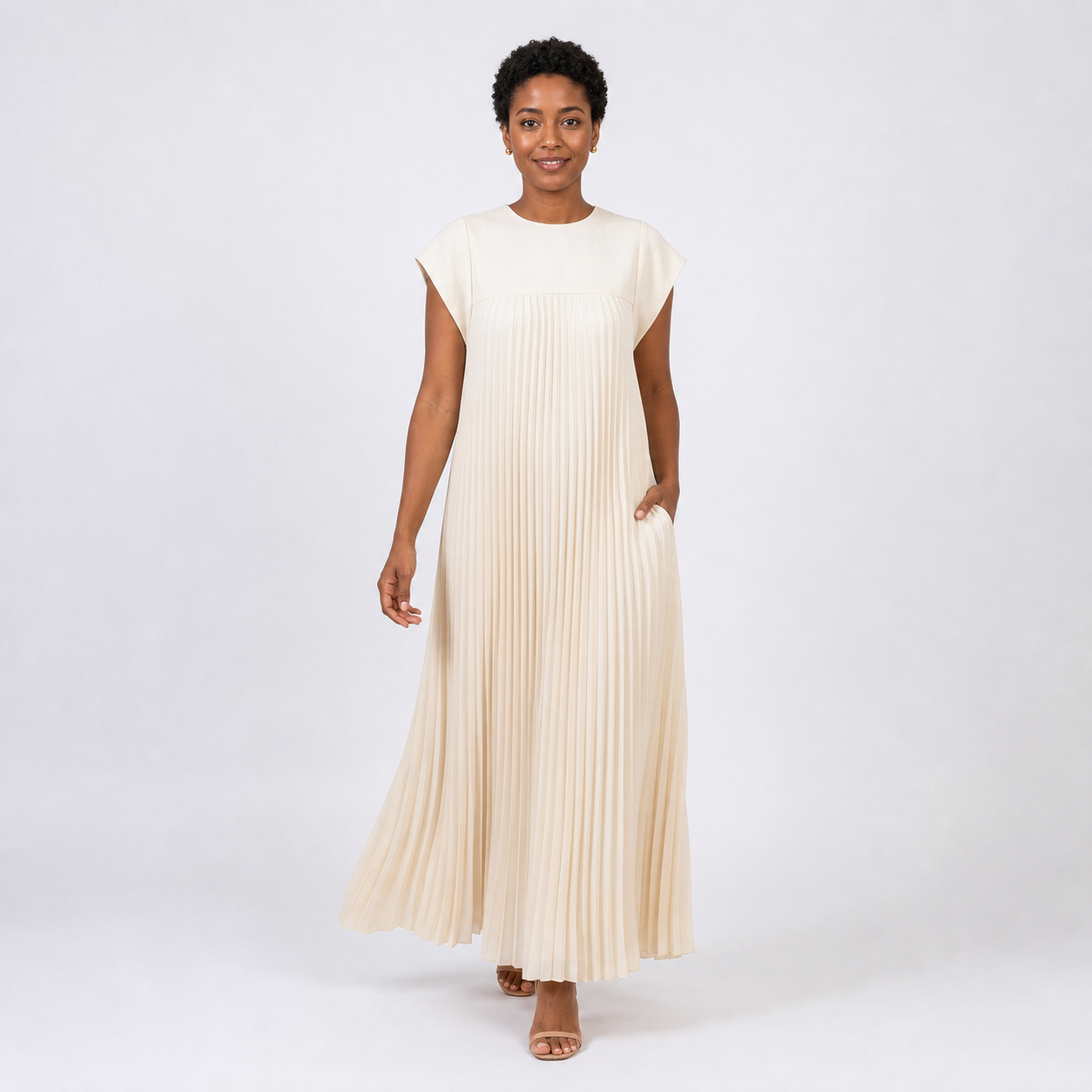 Vestido ANA bege, vista frontal em movimento