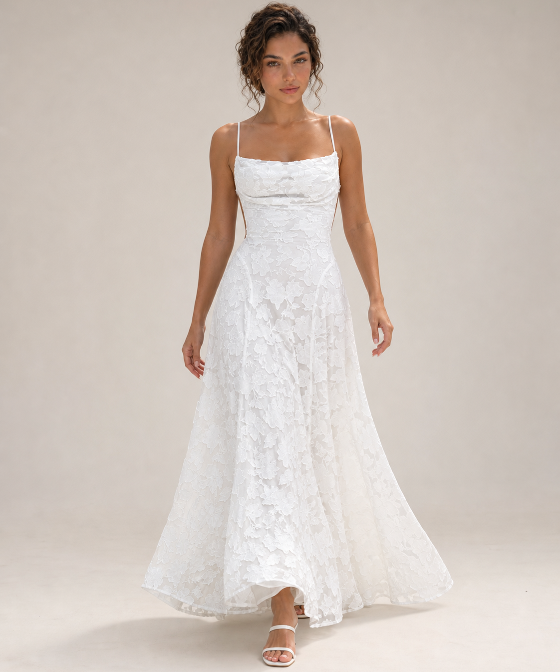 FRANCISA vestido branco em renda — imagem principal