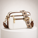 LIA bolsa Bege e Castanho - vista frontal sobre bloco branco