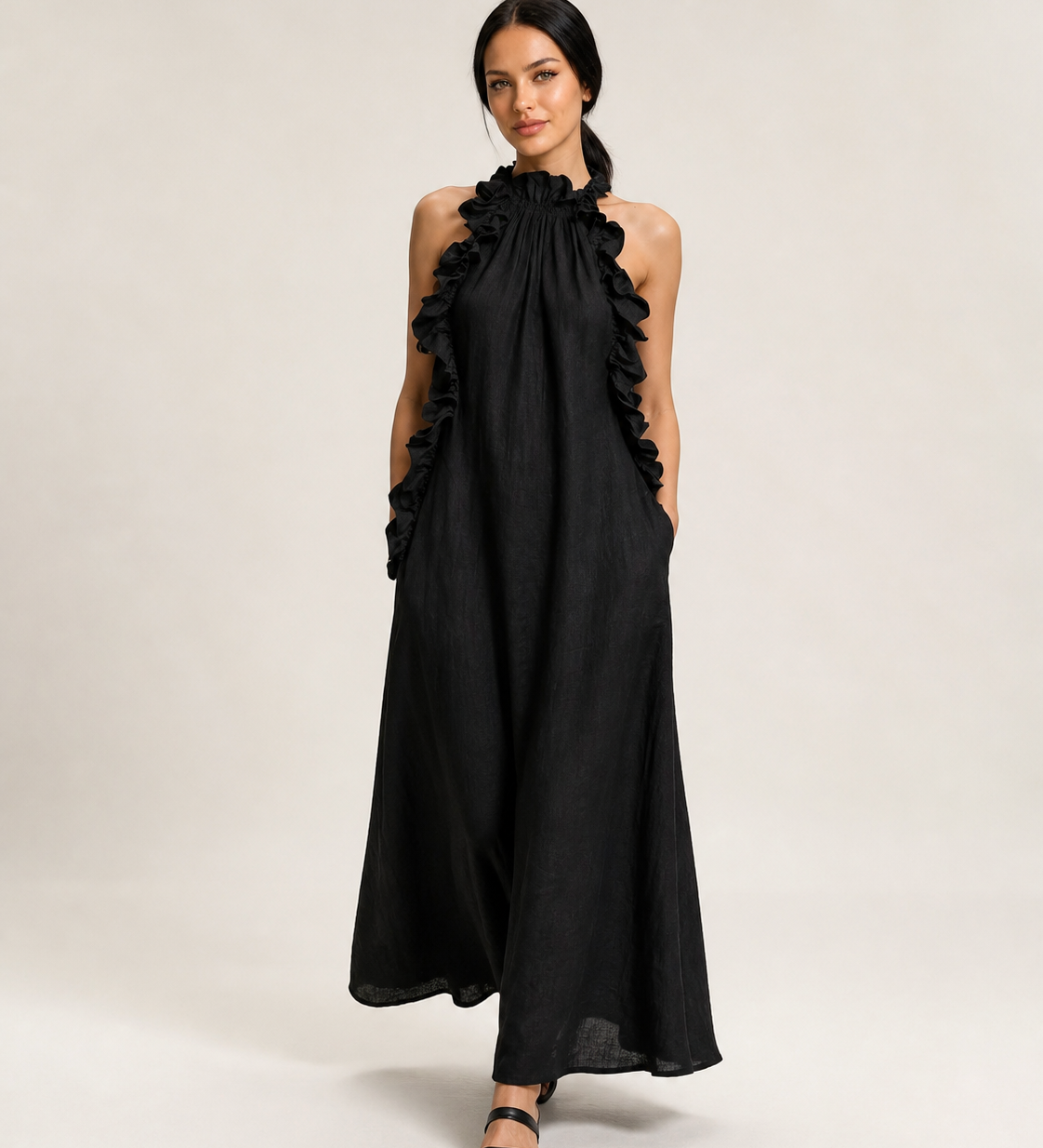 LUA vestido preto, imagem principal de corpo inteiro