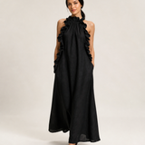 LUA vestido preto, imagem principal de corpo inteiro