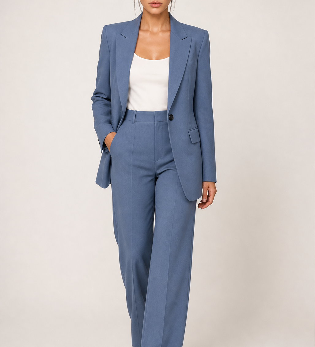 MELANIE conjunto azul, imagem principal de corpo inteiro