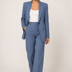 MELANIE conjunto azul, imagem principal de corpo inteiro