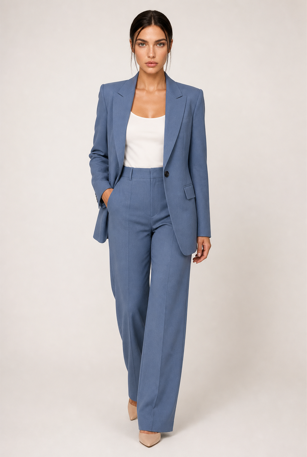 MELANIE conjunto azul, imagem principal de corpo inteiro