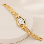 MASO dourado — detalhe da caixa oval e bracelete em malha