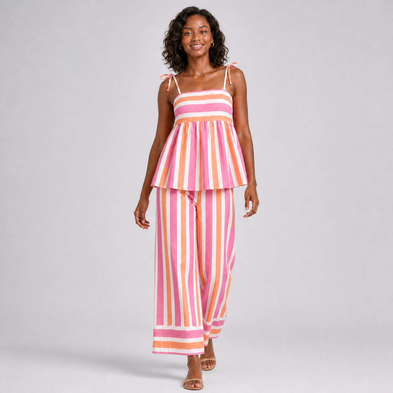 MORIAH conjunto rosa às riscas — vista em movimento