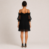 VITORIA vestido preto plissado com renda — vista traseira