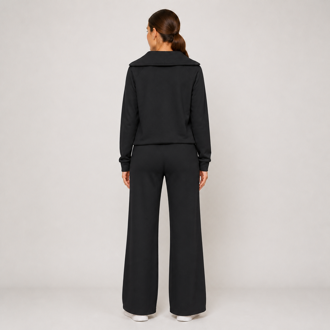 ELISAMA conjunto lounge preto — vista traseira de corpo inteiro