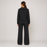 ELISAMA conjunto lounge preto — vista traseira de corpo inteiro