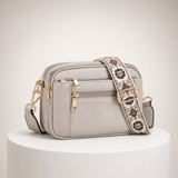 LIA bolsa Cinzenta - vista frontal sobre bloco branco
