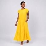 Vestido ANA amarelo, vista três quartos em movimento
