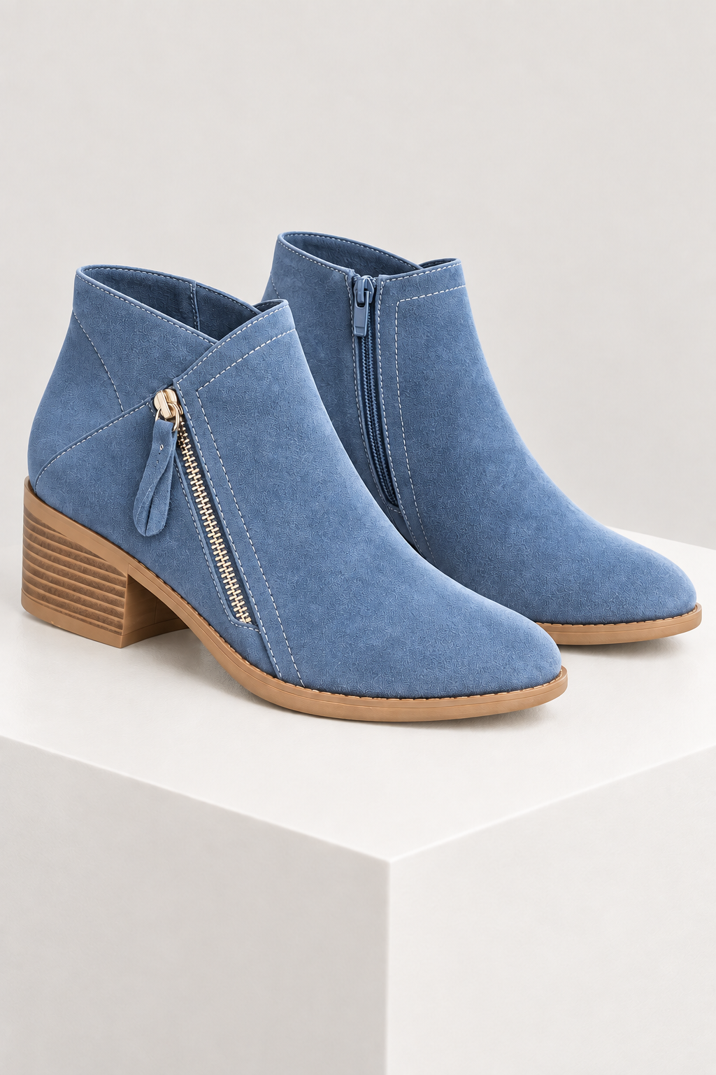 ADARA — botins azul, vista principal, bloco quadrado branco marfim