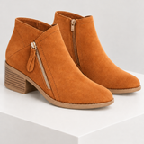 ADARA — botins camel, vista principal, bloco quadrado branco marfim