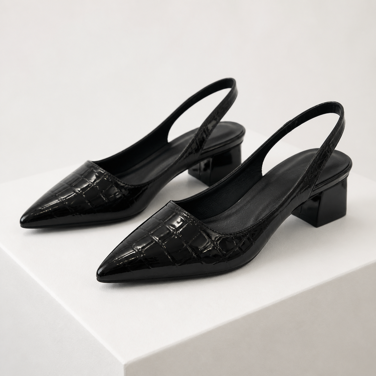 Sapatos ADELINA pretos — vista principal