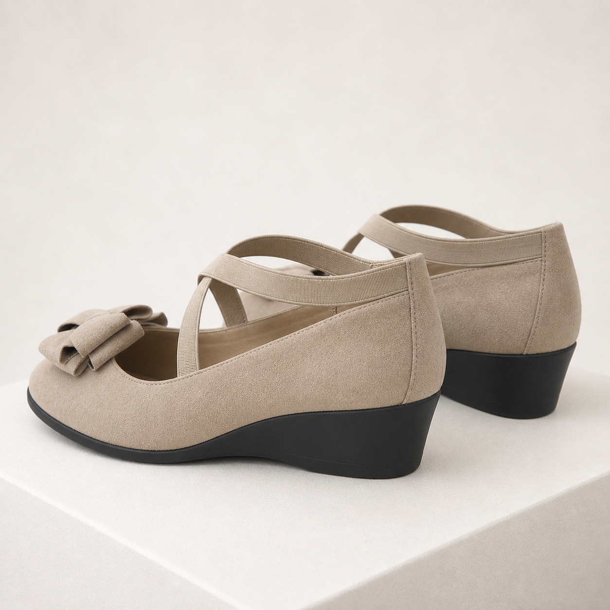 Sapatos AGNES caqui — vista traseira