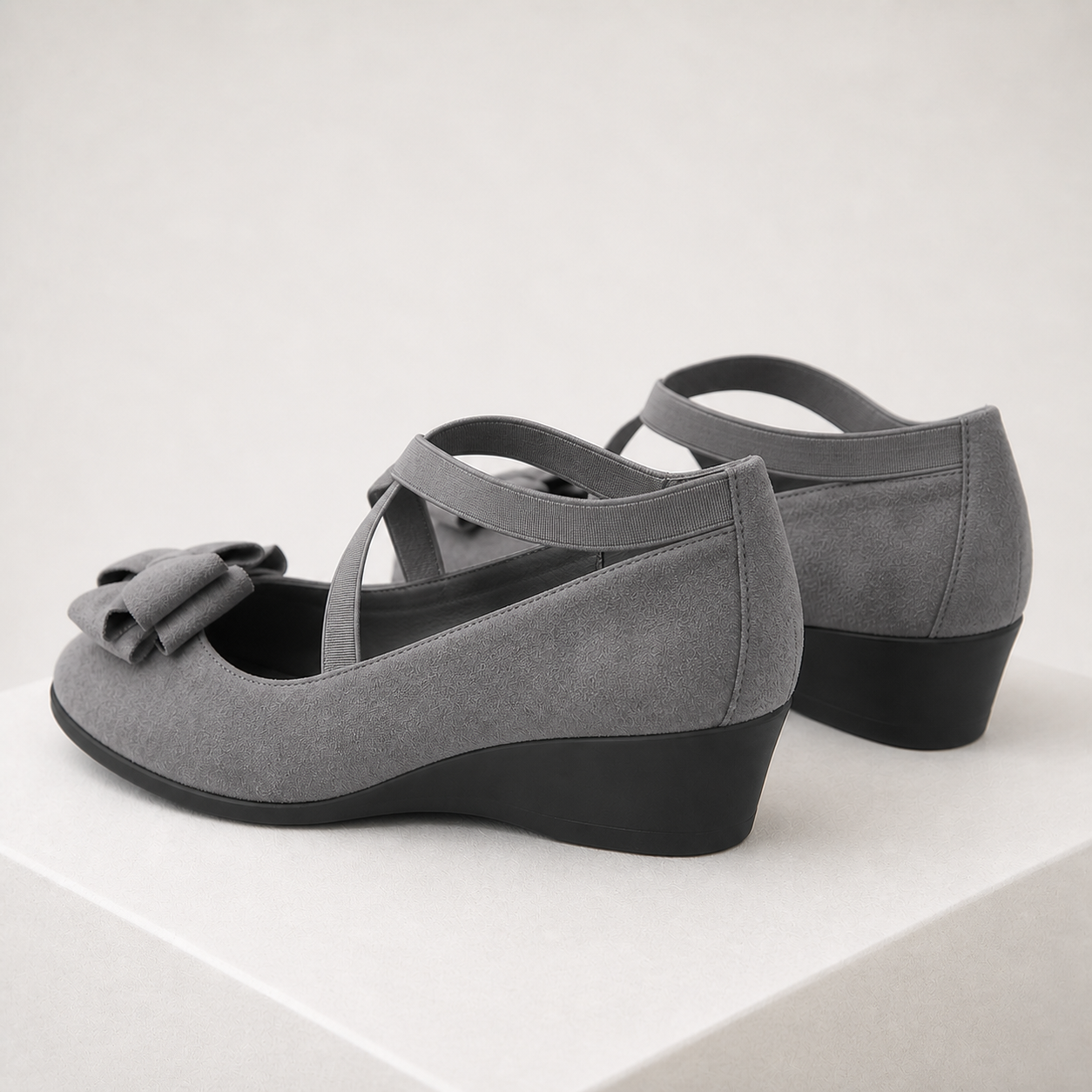 Sapatos AGNES cinza — vista traseira
