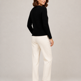 ANNA cardigan preto — vista traseira na modelo