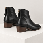 CAMILA — botins preto, vista traseira