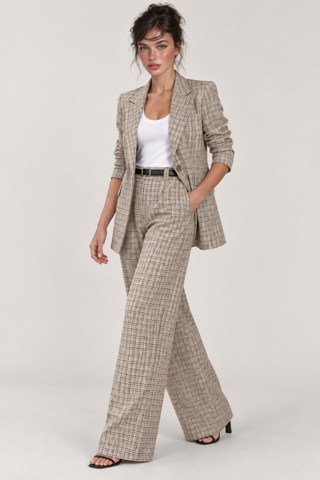 CARLOTA — conjunto xadrez bege de blazer e calças, vista principal