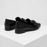 CLAUDIA loafers pretos com laço - vista traseira