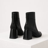 Botins DARA pretos — vista traseira com fecho posterior