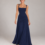 ENIE — azul marinho, corpo inteiro com modelo