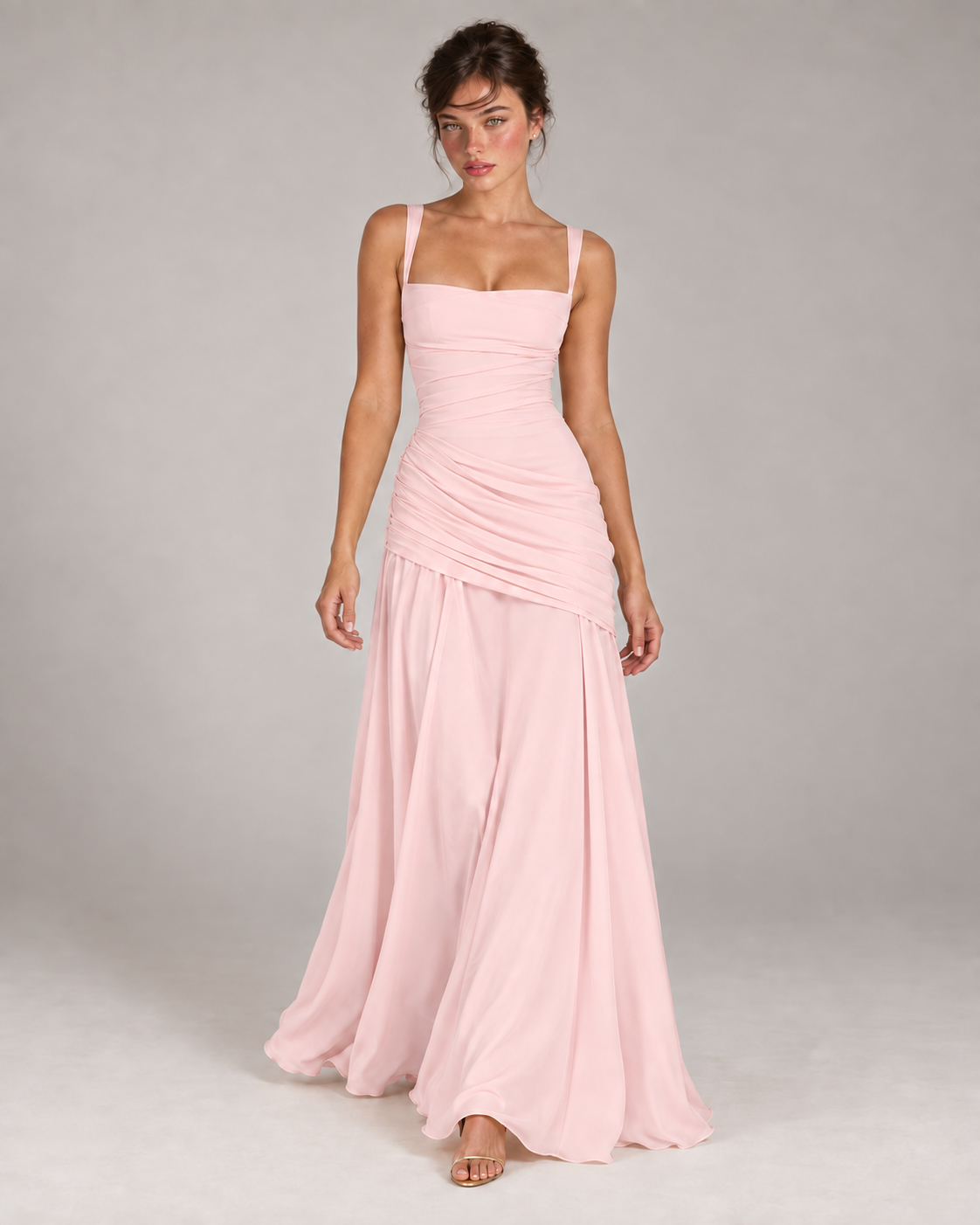 ENIE — rosa, corpo inteiro com modelo
