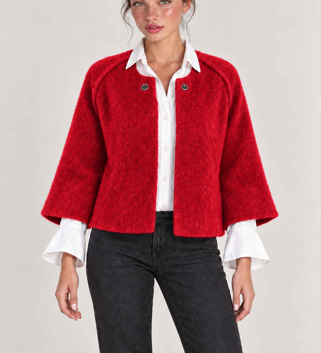JACINTA — casaco Vermelho, vista aproximada com modelo