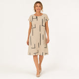 MILOU vestido bege com linhas abstratas — vista frontal
