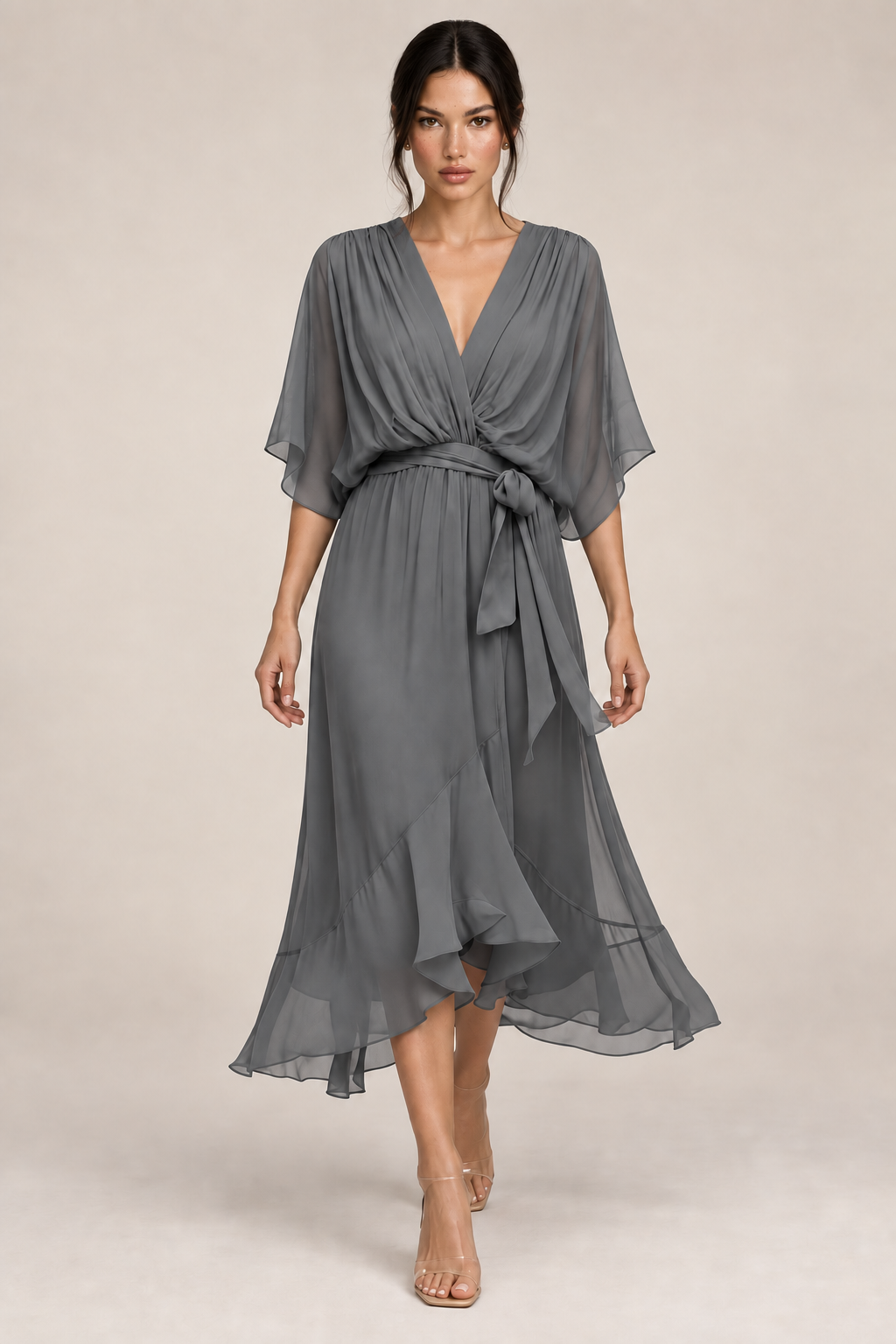MONICA vestido de chiffon com modelo — 11-cinza