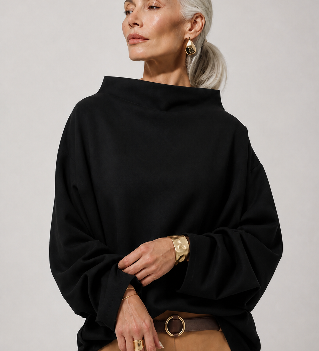 NADIA preta — detalhe