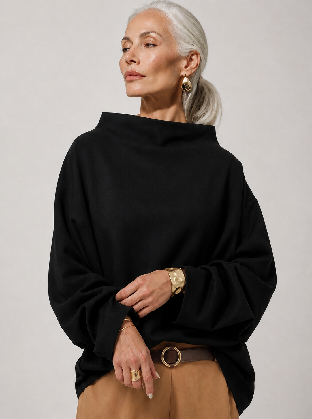 NADIA preta — detalhe