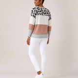 PASCA sweater rosa — vista traseira na modelo