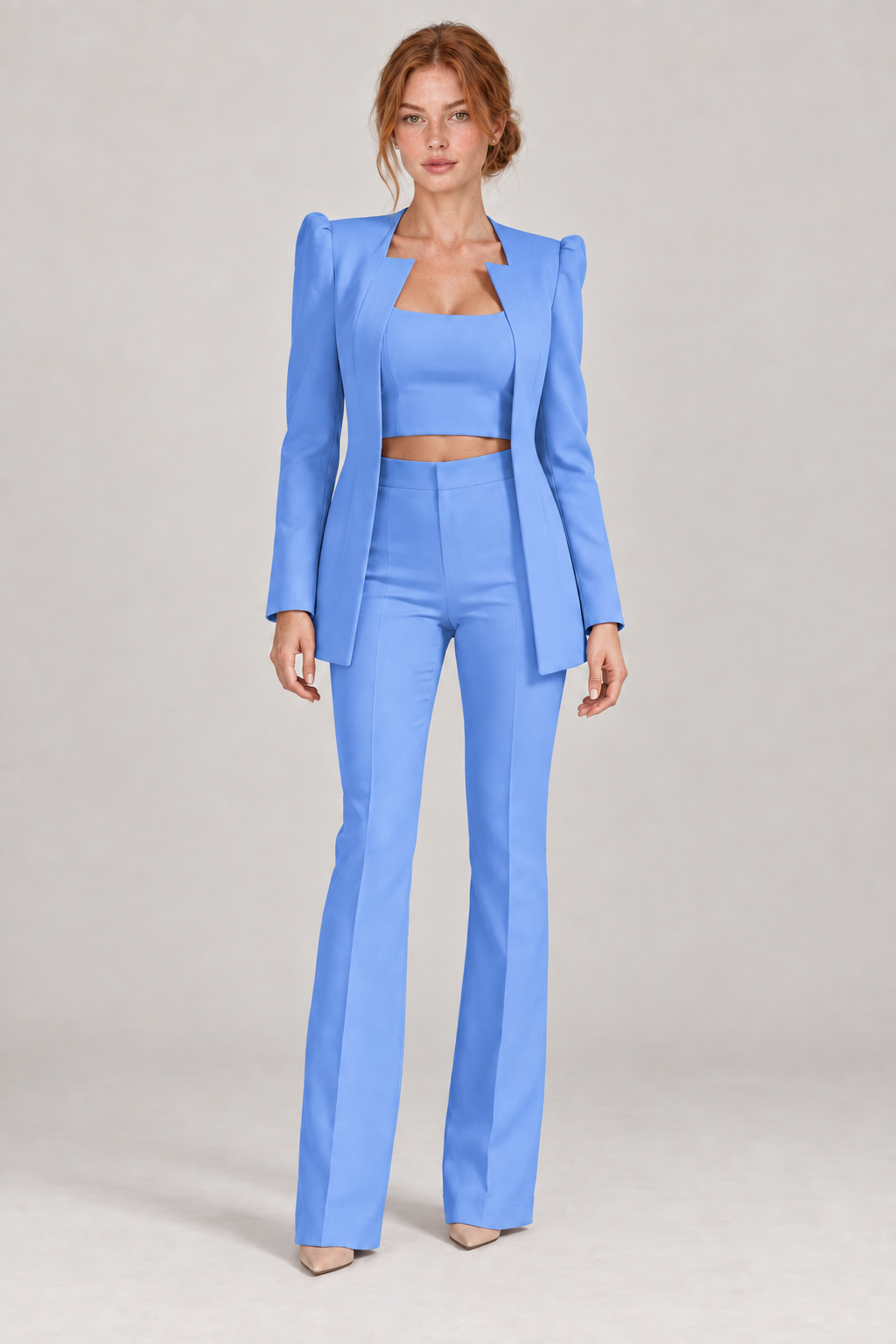 SELINA azul — conjunto de três peças, corpo inteiro com modelo